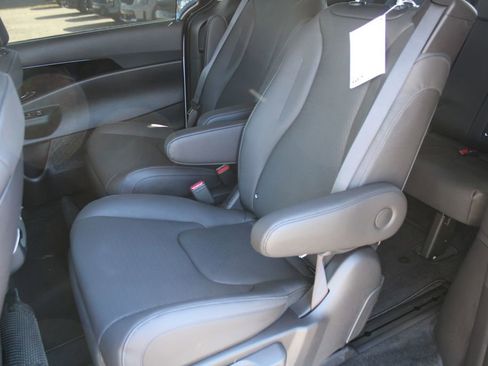 New 2026 Kia Carnival SX Prestige FWD image 20