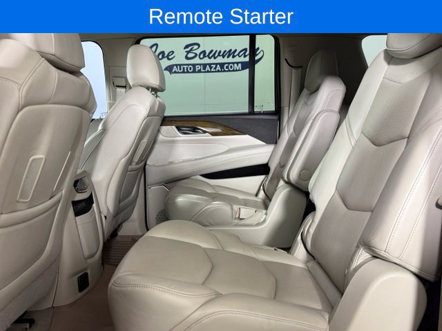 Used 2020 Cadillac Escalade ESV Premium Luxury AWD/4WD image 13