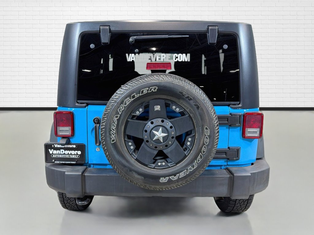 Used 2017 Jeep Wrangler Sport w/ Quick Order Package 24S AWD/4WD image 8
