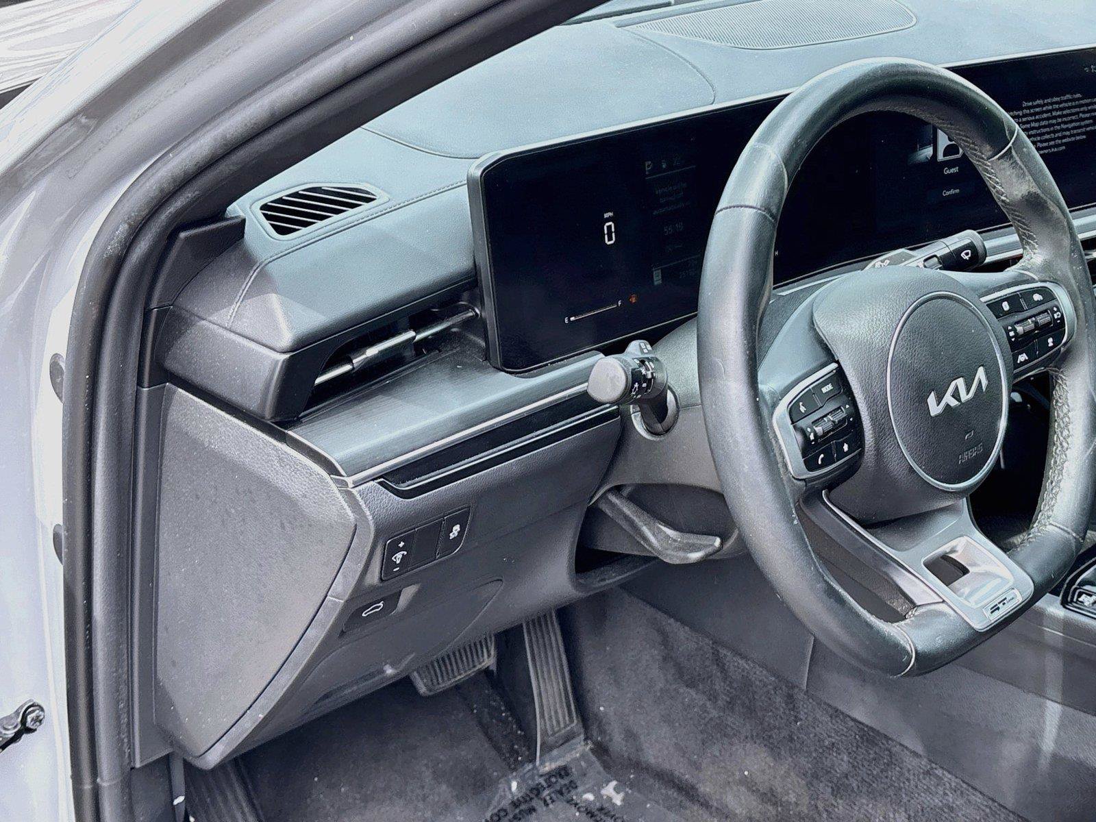 Used 2025 Kia K5 GT-Line w/ GT-Line Premium Package FWD image 10