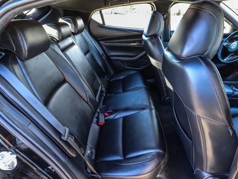 Used 2024 MAZDA MAZDA3 s image 38