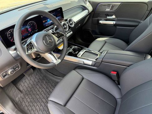 New 2026 Mercedes-Benz GLB 250 image 12