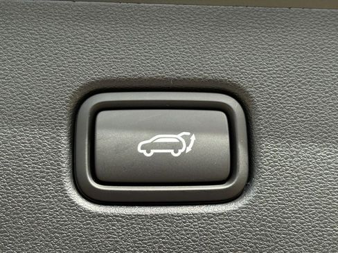New 2026 Hyundai Tucson Limited FWD image 11