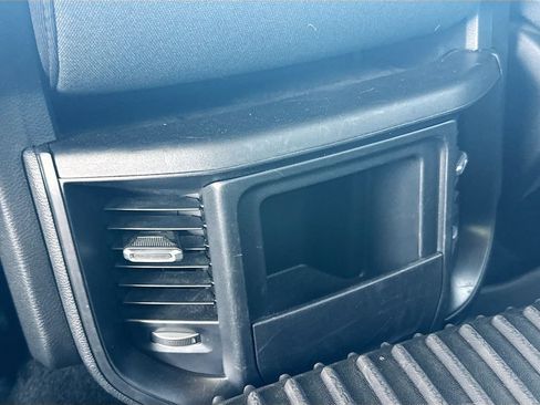 Used 2025 RAM 1500 Big Horn AWD/4WD image 25