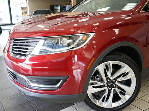 Used 2018 Lincoln MKX Reserve w/ Lincoln MKX Climate Package FWD image 22