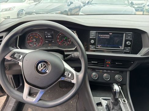 Used 2021 Volkswagen Jetta S w/ Driver Assistance Package FWD image 9