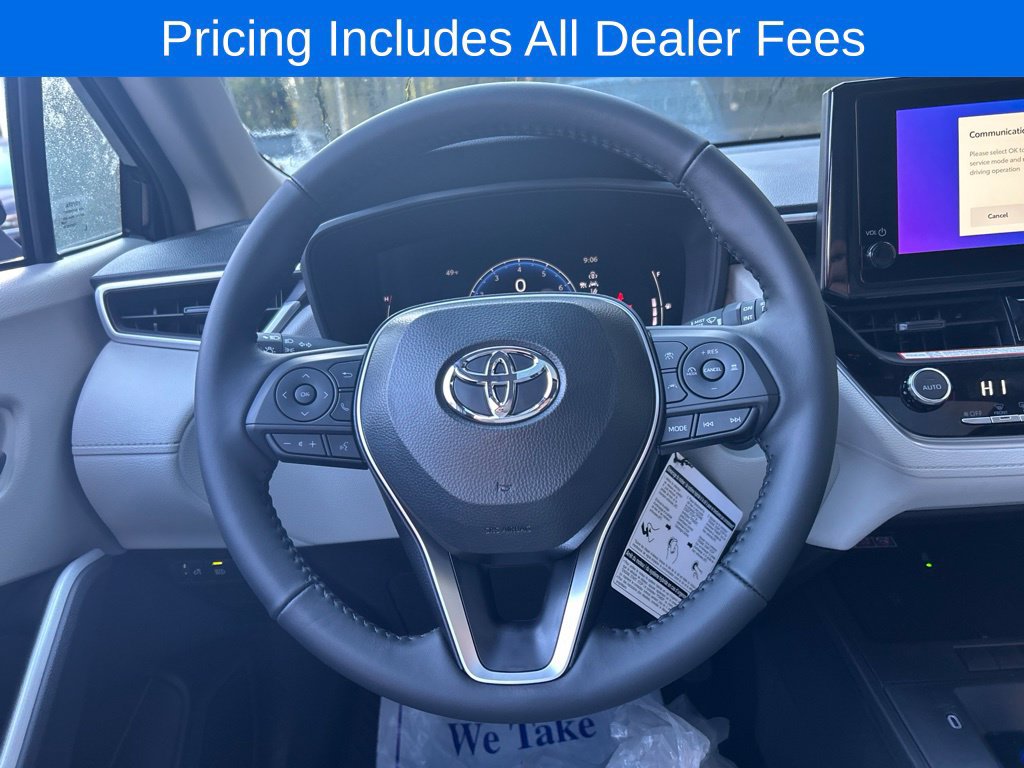 New 2026 Toyota Corolla Cross LE w/ Moonroof Package FWD image 26