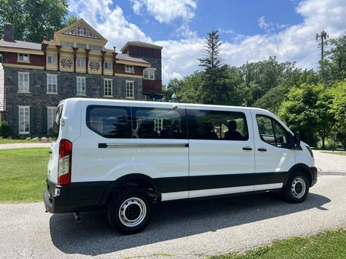 Used 2024 Ford Transit 350 XL RWD image 11