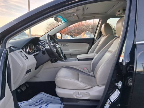 Used 2011 MAZDA CX-9 Touring w/ Moonroof & Bose Audio Pkg image 12