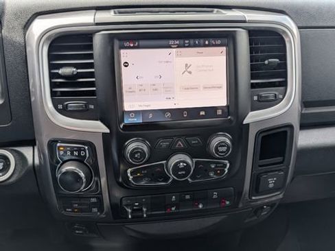 Used 2023 RAM 1500 Classic SLT w/ SLT Plus D￩cor Group AWD/4WD image 50
