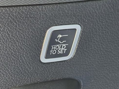 New 2026 Jeep Grand Wagoneer 4WD image 15