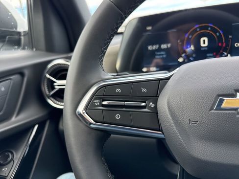 New 2026 Chevrolet Equinox LT w/ Convenience Package II image 15