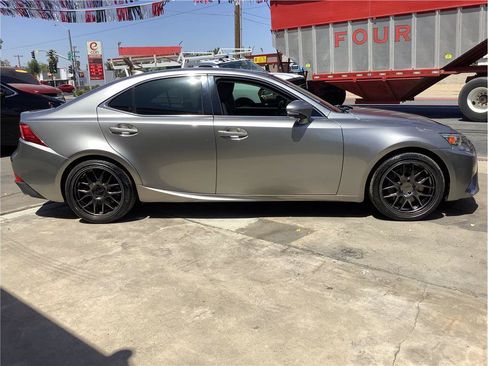 Used 2016 Lexus IS 200t RWD image 4
