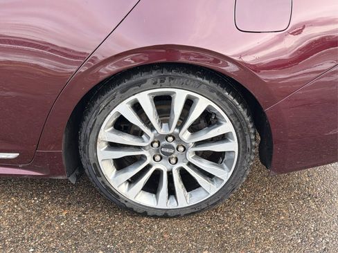 Used 2017 Lincoln Continental Reserve w/ Luxury Package image 22