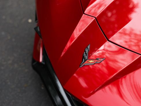 Used 2021 Chevrolet Corvette Stingray Premium Conv w/ Z51 Performance Package RWD image 6