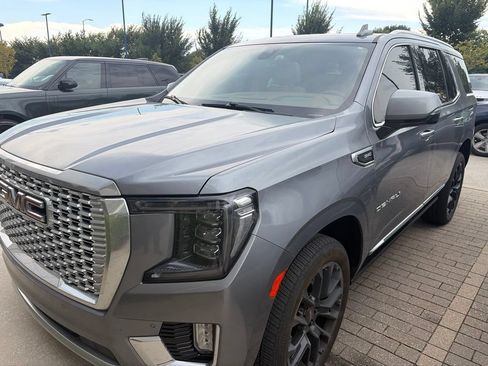 Used 2022 GMC Yukon Denali w/ Denali Premium Package AWD/4WD image 1