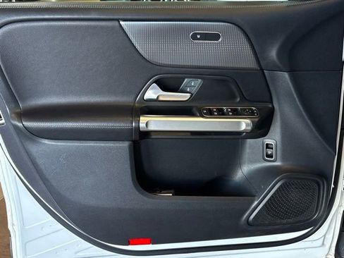 Certified 2022 Mercedes-Benz GLB 250 image 15
