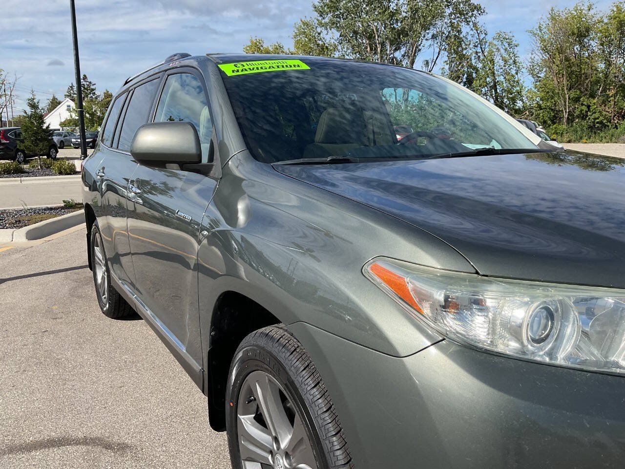 Used 2013 Toyota Highlander Limited AWD/4WD image 11