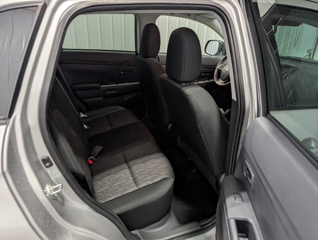 Used 2026 Mitsubishi Outlander Sport ES AWD/4WD image 24