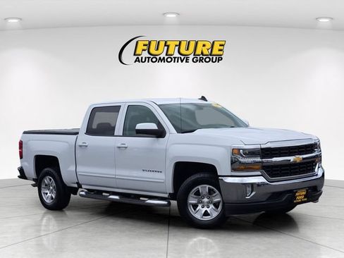 Used 2018 Chevrolet Silverado 1500 LT w/ LT Eassist Package RWD image 1
