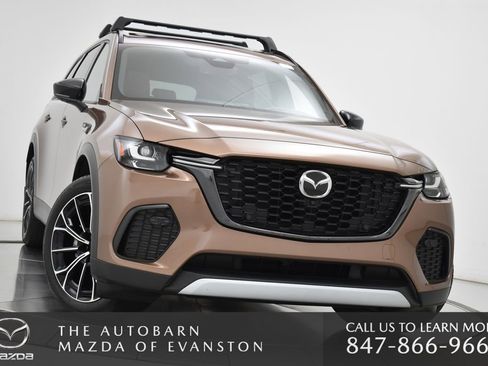 Used 2025 MAZDA CX-70 Plug-In Hybrid w/ Premium Plus image 3