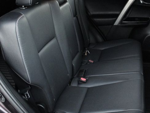 Used 2017 Toyota RAV4 Limited image 25