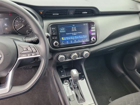Certified 2023 Nissan Kicks SV FWD image 19