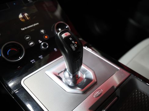 Used 2020 Land Rover Range Rover Evoque S image 22