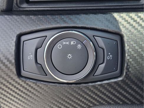Used 2019 Ford Mustang Coupe RWD image 20