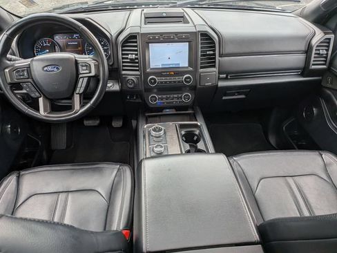 Used 2021 Ford Expedition Limited AWD/4WD image 18