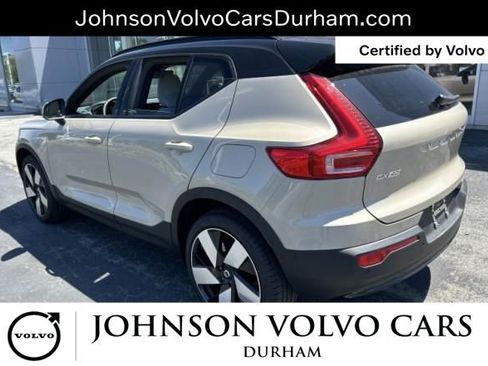 Used 2025 Volvo EX40 Ultra AWD/4WD image 6