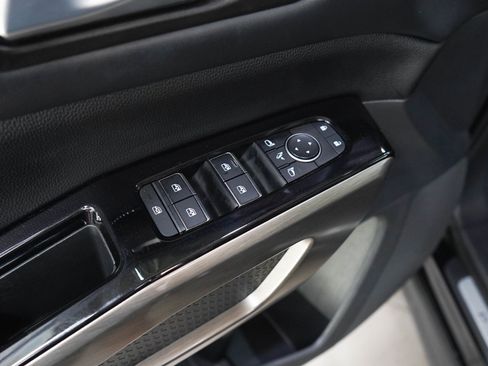 Used 2022 Nissan Pathfinder Platinum AWD/4WD image 20