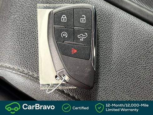 Used 2022 Chevrolet Silverado 1500 LT w/ Protection Package AWD/4WD image 35