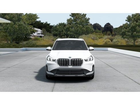 New 2026 BMW X1 xDrive28i w/ Convenience Package AWD/4WD image 3
