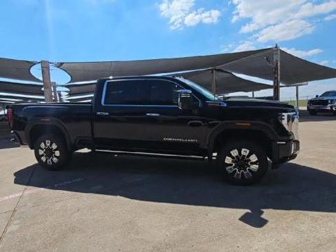 New 2026 GMC Sierra 2500 Denali w/ Denali Reserve Package image 43