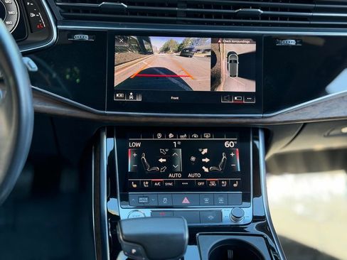 Used 2019 Audi Q8 Premium Plus w/ Premium Plus image 47