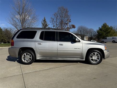 Used 2006 GMC Envoy XL Denali image 10