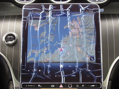 Certified 2025 Mercedes-Benz GLC 300 GLC 300 image 30