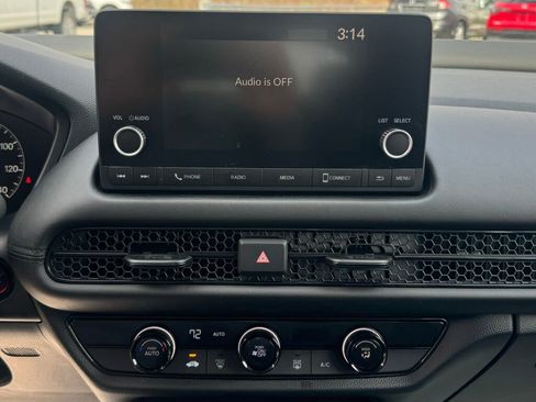 Used 2023 Honda HR-V LX image 26