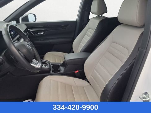 Used 2024 Honda CR-V Sport Touring image 12