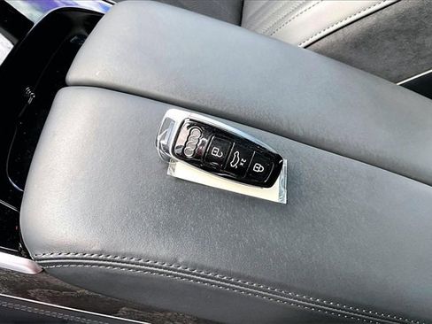 Used 2024 Audi A8 L 3.0T w/ Comfort Plus Package image 10