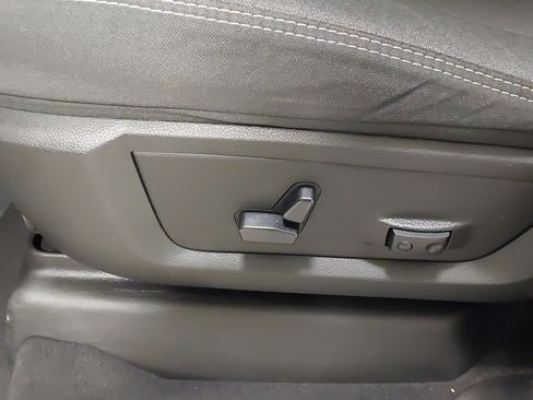Used 2026 RAM 2500 Big Horn AWD/4WD image 37