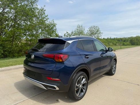 Used 2023 Buick Encore GX Essence FWD image 3