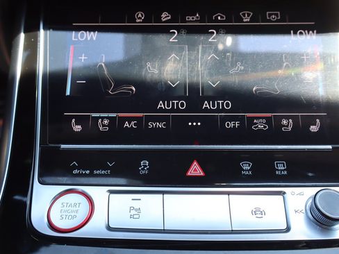 Used 2020 Audi SQ8 Prestige w/ Prestige Package AWD/4WD image 17