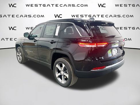 New 2025 Jeep Grand Cherokee Limited w/ Luxury Tech Group II image 5