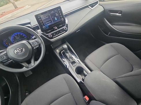 Used 2020 Toyota Corolla LE image 22