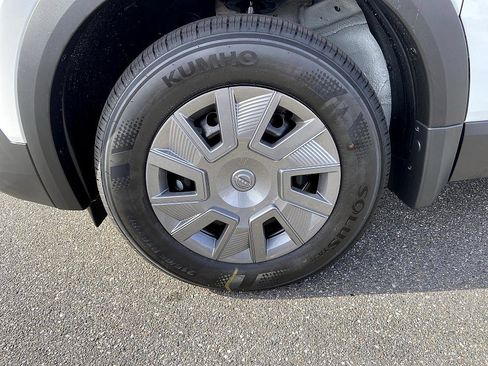 New 2026 Nissan Kicks S image 8