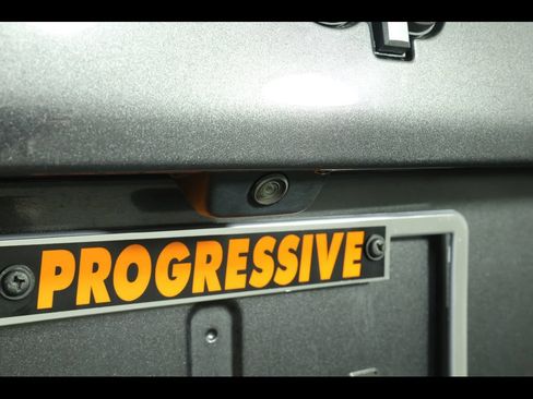 Used 2022 Jeep Cherokee Trailhawk image 20