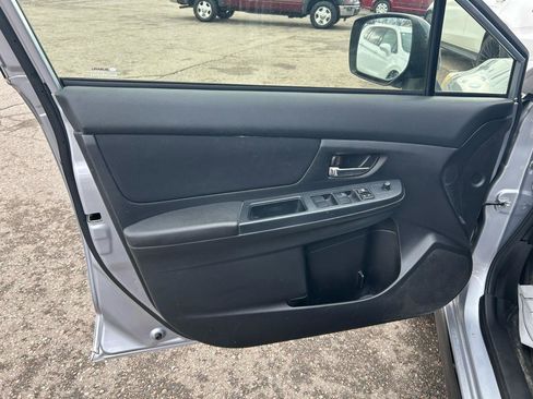 Used 2014 Subaru Crosstrek 2.0i Premium w/ Moonroof Package image 14