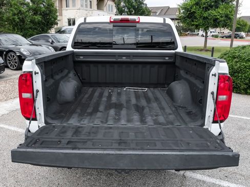 Used 2019 Chevrolet Colorado LT w/ LT Convenience Package RWD image 60